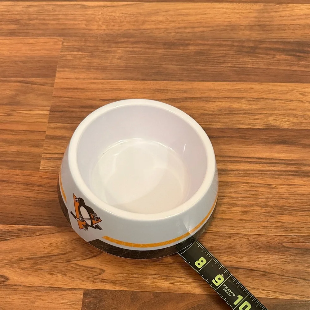 Pittsburgh Penguins Pet Bowl NEW